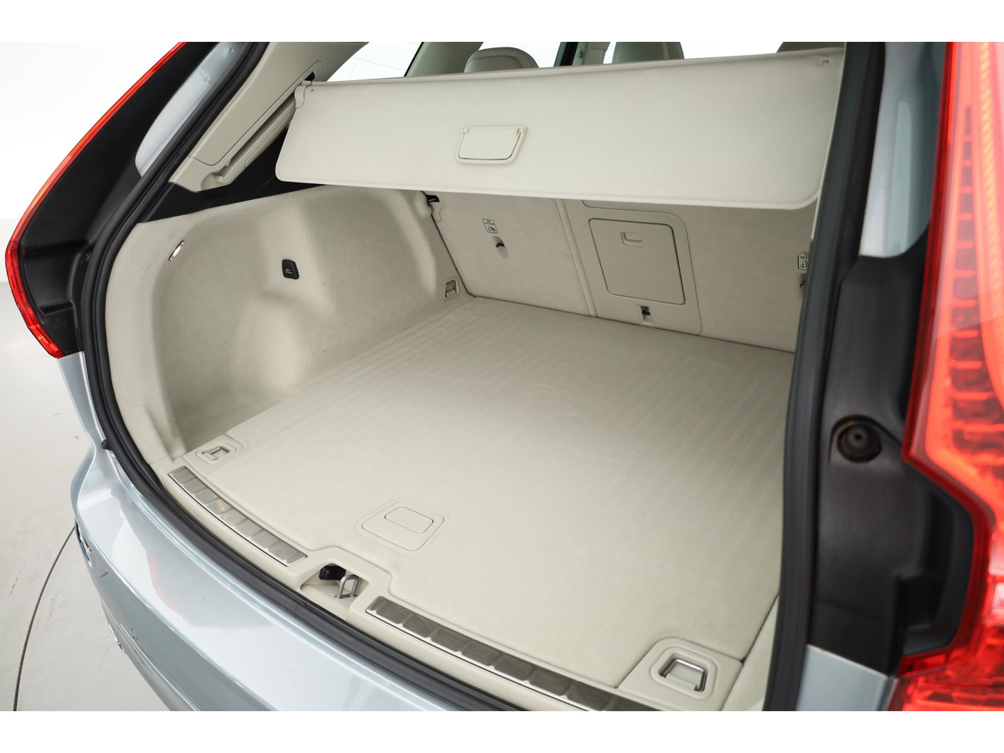 Volvo XC60 2.0 T5 AWD Inscription | Stoelvent. | Memory stoel | Blis | Camera | CarPlay |