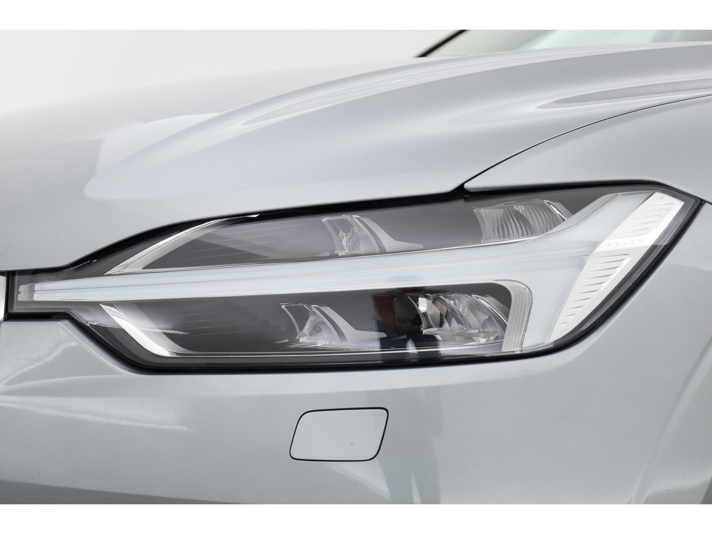 Volvo XC60 2.0 T5 AWD Inscription | Stoelvent. | Memory stoel | Blis | Camera | CarPlay |