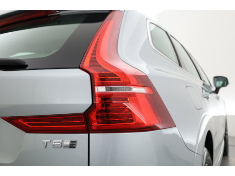 Volvo XC60 2.0 T5 AWD Inscription | Stoelvent. | Memory stoel | Blis | Camera | CarPlay |