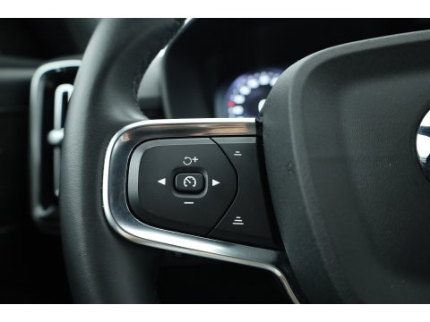 Volvo XC40 1.5 T4 Plug-in hybrid Plus Bright | Memory stoel. | H&K Audio | Pilot Assist | 360Cam |