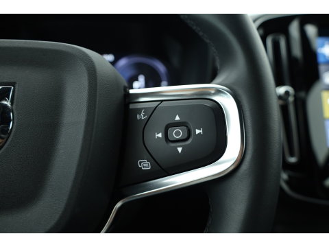 Volvo XC40 1.5 T4 Plug-in hybrid Plus Bright | Memory stoel. | H&K Audio | Pilot Assist | 360Cam |