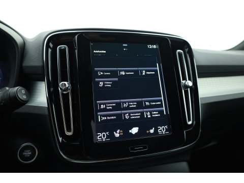 Volvo XC40 1.5 T4 Plug-in hybrid Plus Bright | Memory stoel. | H&K Audio | Pilot Assist | 360Cam |