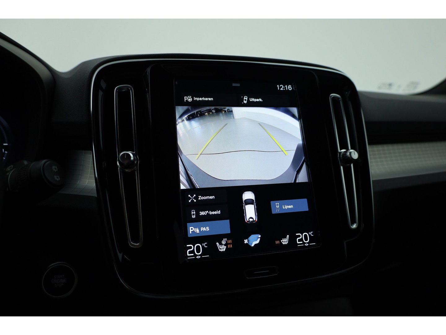Volvo XC40 1.5 T4 Plug-in hybrid Plus Bright | Memory stoel. | H&K Audio | Pilot Assist | 360Cam |
