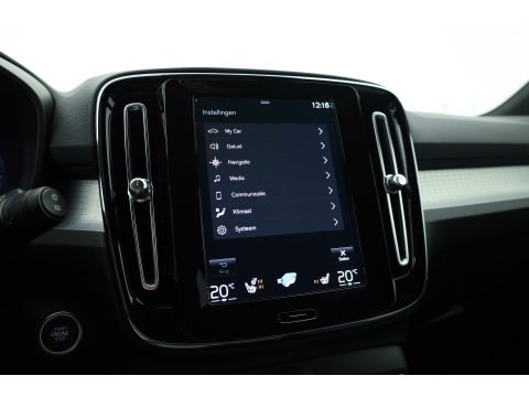Volvo XC40 1.5 T4 Plug-in hybrid Plus Bright | Memory stoel. | H&K Audio | Pilot Assist | 360Cam |