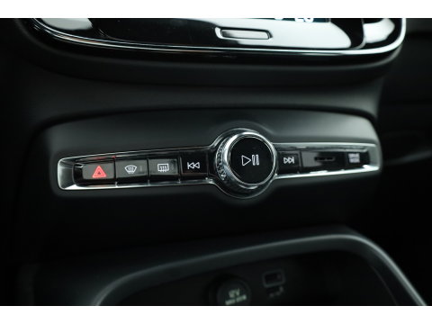 Volvo XC40 1.5 T4 Plug-in hybrid Plus Bright | Memory stoel. | H&K Audio | Pilot Assist | 360Cam |