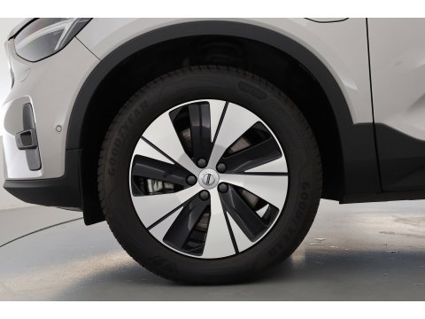 Volvo XC40 1.5 T4 Plug-in hybrid Plus Bright | Memory stoel. | H&K Audio | Pilot Assist | 360Cam |
