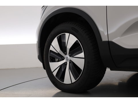 Volvo XC40 1.5 T4 Plug-in hybrid Plus Bright | Memory stoel. | H&K Audio | Pilot Assist | 360Cam |