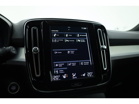 Volvo XC40 1.5 T4 Plug-in hybrid Plus Bright | Memory stoel | H&K Audio | Stoel- stuurverw. | Camera | CarPlay |
