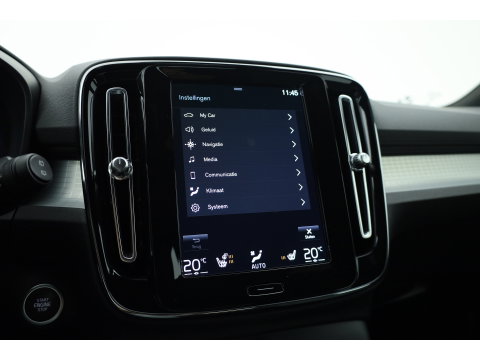 Volvo XC40 1.5 T4 Plug-in hybrid Plus Bright | Memory stoel | H&K Audio | Stoel- stuurverw. | Camera | CarPlay |