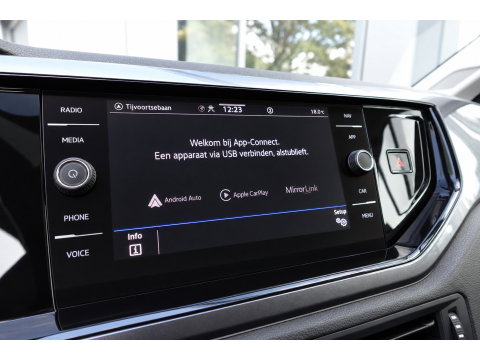 Volkswagen Polo 1.0 TSI R-Line Business KEYLESS CARPLAY CAM