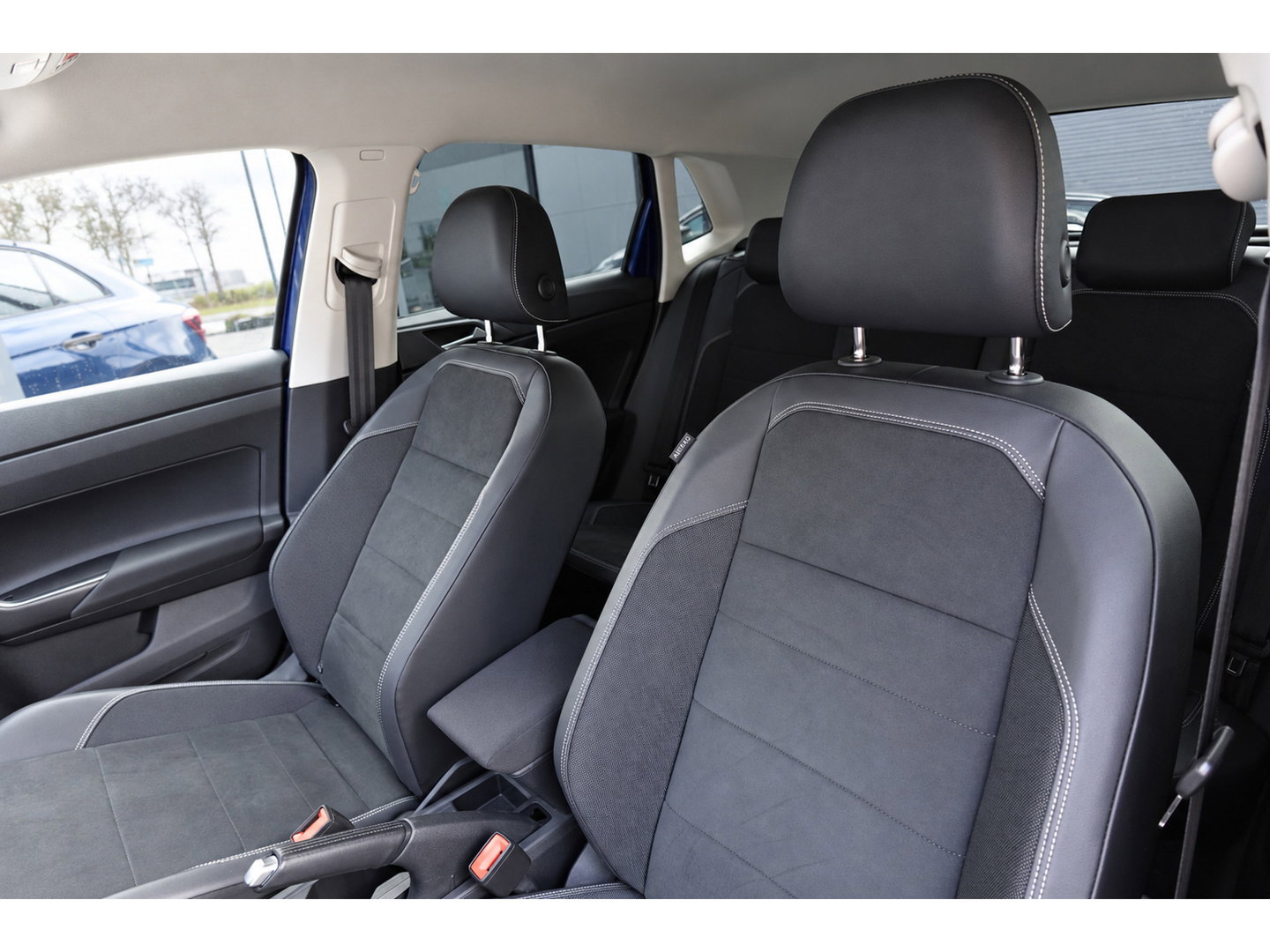 Volkswagen Polo 1.0 TSI R-Line Business KEYLESS CARPLAY CAM