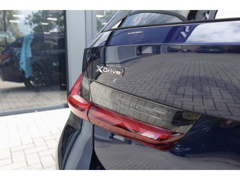 BMW 3 Serie Touring 330e xDrive M SPORT PANO 360 CAM VOL