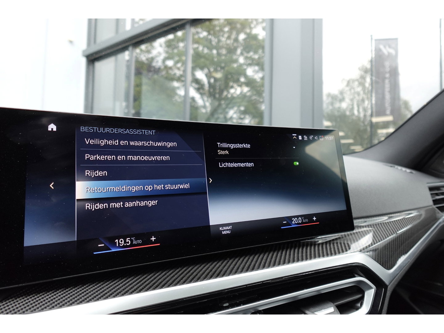 BMW 3 Serie Touring 330e xDrive M SPORT PANO 360 CAM VOL