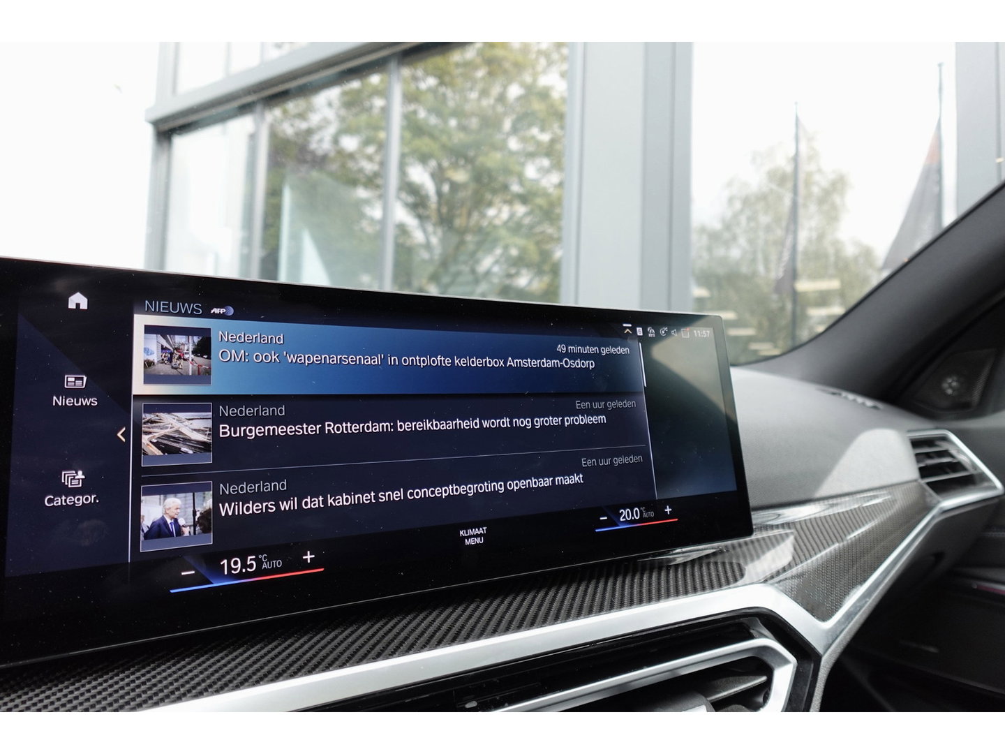 BMW 3 Serie Touring 330e xDrive M SPORT PANO 360 CAM VOL