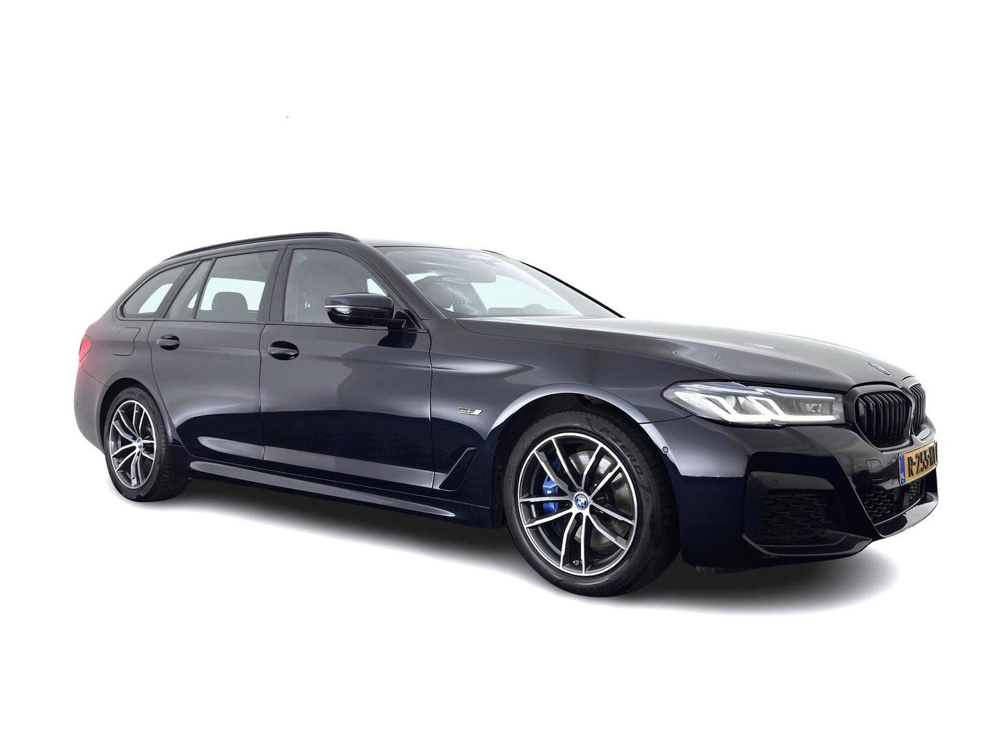 BMW 5 Serie Touring 530e M-Sport-Styling Business Edition Plus (Plug-in) {SoH-85%} (INCL-BTW) *LEATHER | LASER-LED | ADAPTIVE-CRUISE | BLINDSPOT | MEMORY-PACK | DIGI-COCKPIT | HIFI-SOUND | CAMERA | NAVI-FULLMAP | PRIVACY-GLASS | SHIFTPADDLES | AMBIENTLIGHT | HEAD-UP