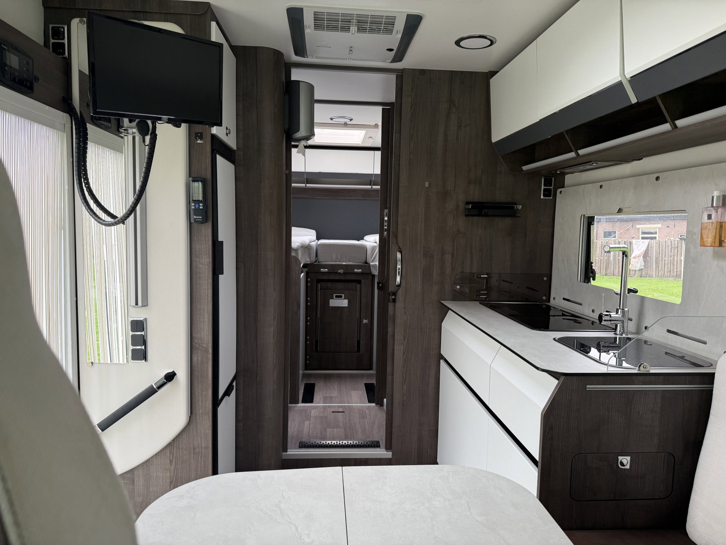 Benimar AMPHITRYON A967 NORTHAUTOKAPP *AUT | CLIMA | CAMERA | UNDERFLOOR HEATING | XENON | SATELLITE | SINGLE BEDS | GARAGE | SOLAR*