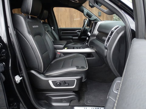Dodge Ram 1500 5.7 V8 402PK 4x4 Laramie HEMI / LPG / grijs k / *NAP*