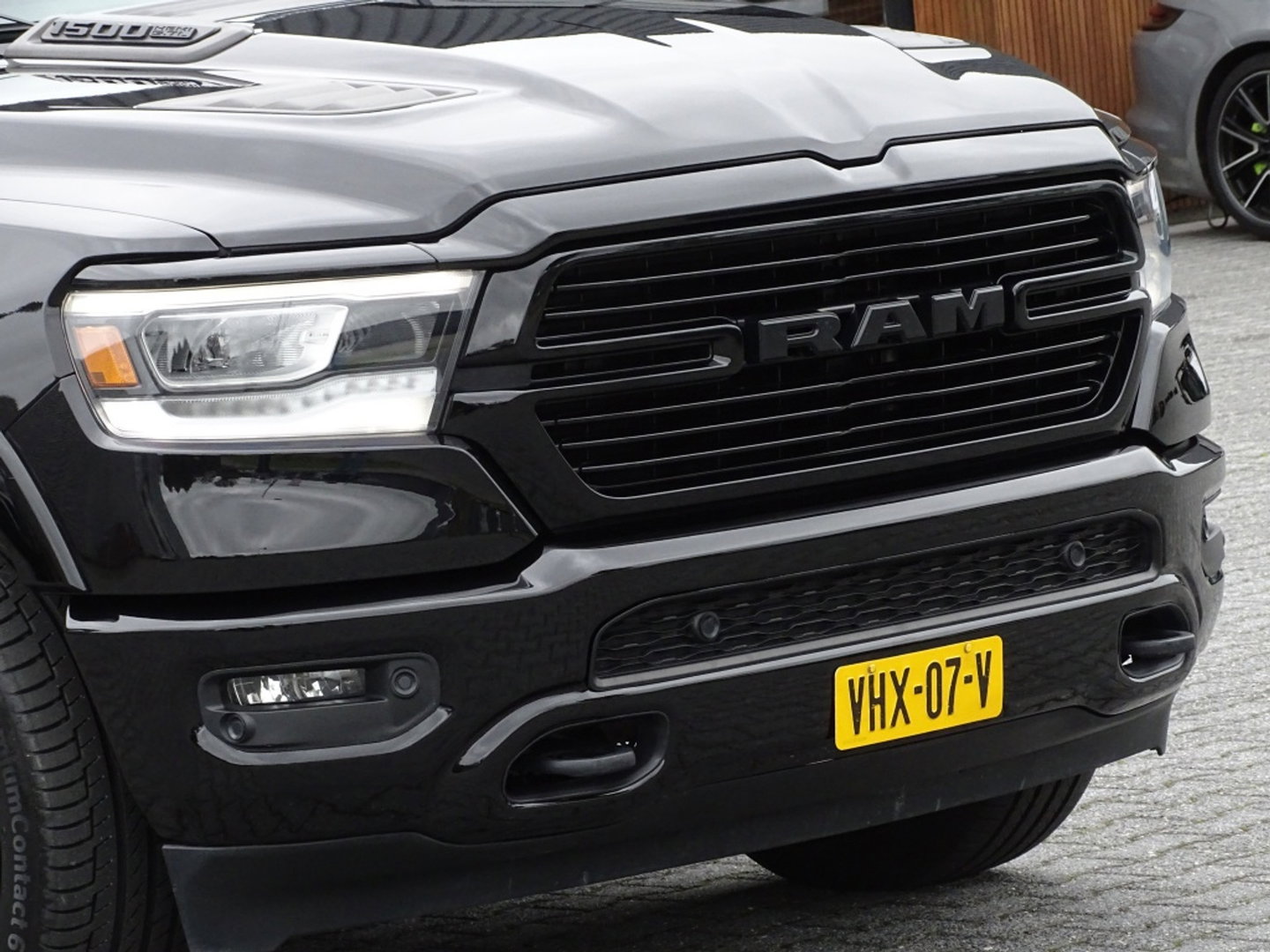 Dodge Ram 1500 5.7 V8 402PK 4x4 Laramie HEMI / LPG / grijs k / *NAP*