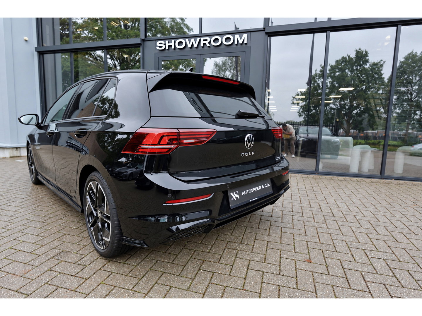 Volkswagen Golf 1.5 eTSI R-Line Edition PANO KEYLESS HUD