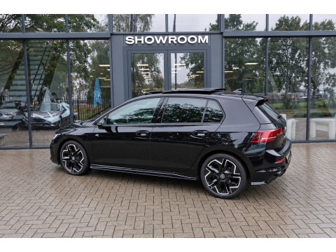 Volkswagen Golf 1.5 eTSI R-Line Edition PANO KEYLESS HUD