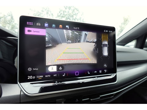 Volkswagen Golf 1.5 eTSI R-Line Edition PANO KEYLESS HUD