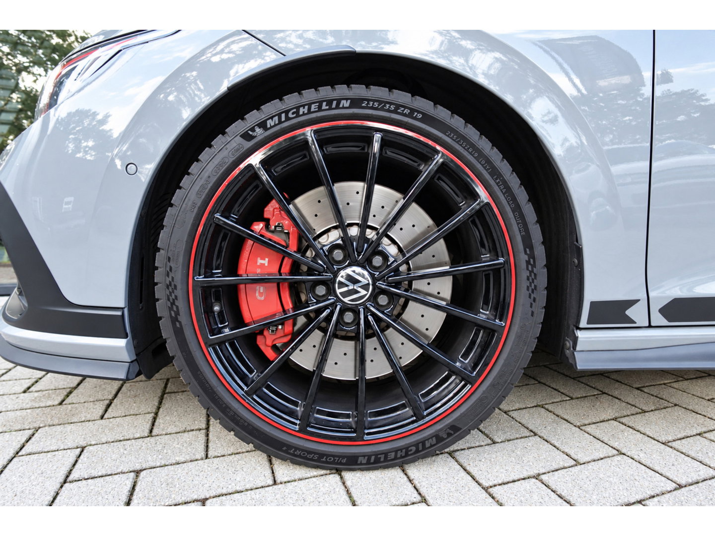 Volkswagen Golf 2.0 TSI GTI PANO KEYLESS ACC VOL