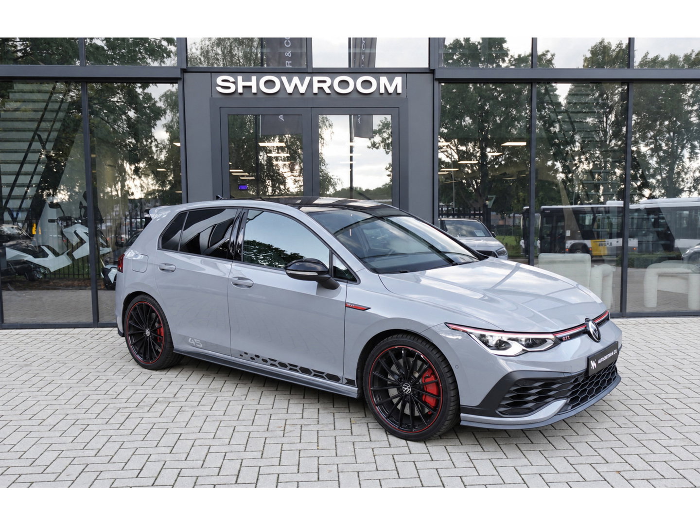Volkswagen Golf 2.0 TSI GTI PANO KEYLESS ACC VOL