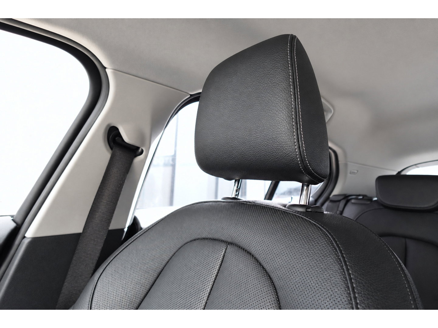 BMW 1-serie 118i High Executive KEYLESS CAM LEDER VOL