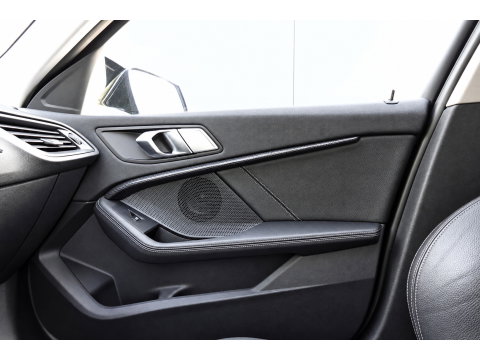 BMW 1-serie 118i High Executive KEYLESS CAM LEDER VOL
