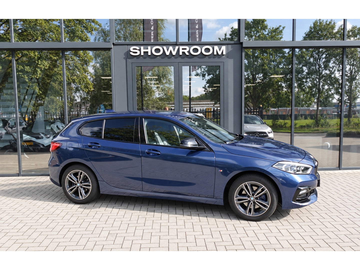 BMW 1-serie 118i High Executive KEYLESS CAM LEDER VOL
