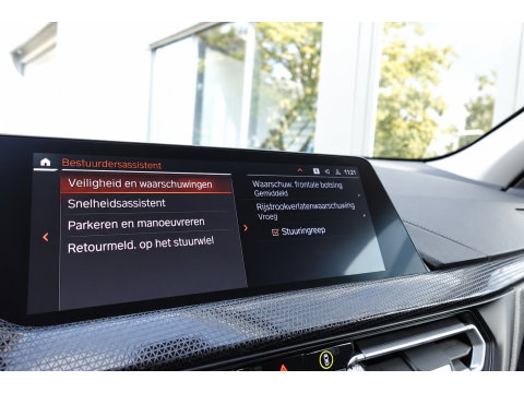 BMW 1-serie 118i High Executive KEYLESS CAM LEDER VOL