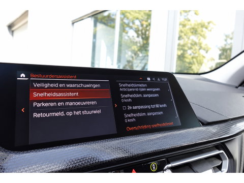 BMW 1-serie 118i High Executive KEYLESS CAM LEDER VOL