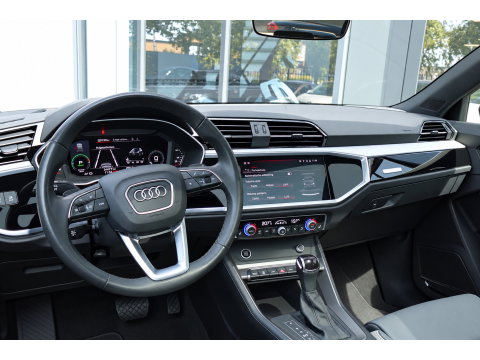Audi Q3 Sportback 45 TFSI e S-line PANO MATRIX CAMERA VOL