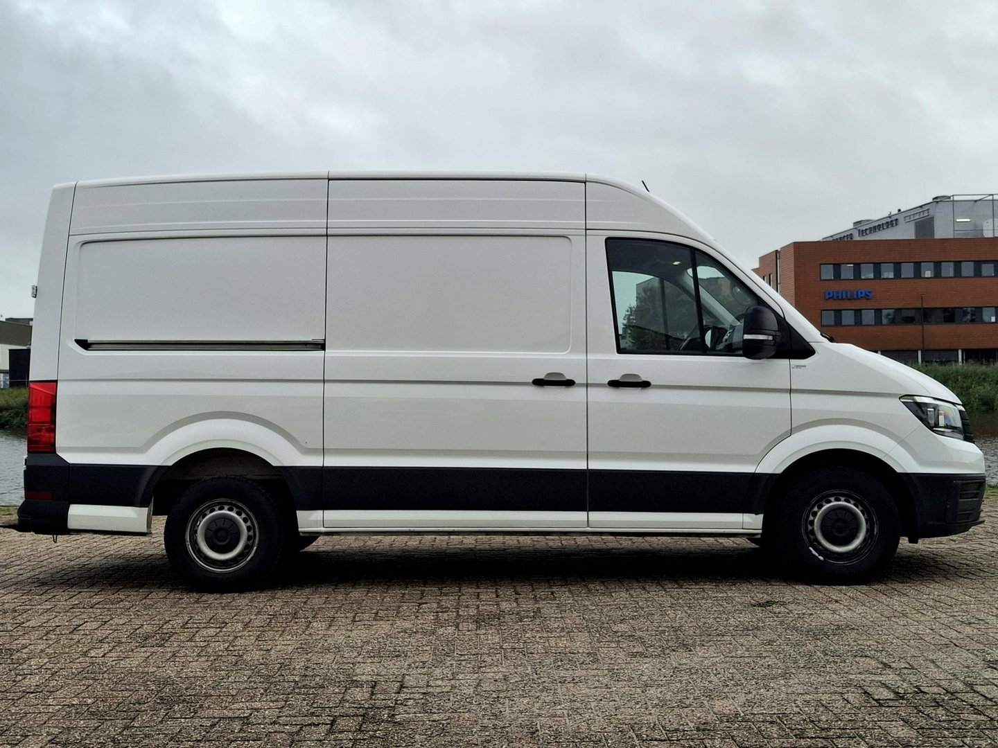 Volkswagen Crafter 35 2.0 TDI L3H3 Highline