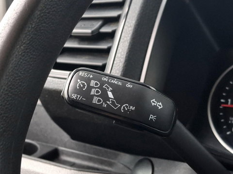 Volkswagen Crafter 35 2.0 TDI L3H3 Highline