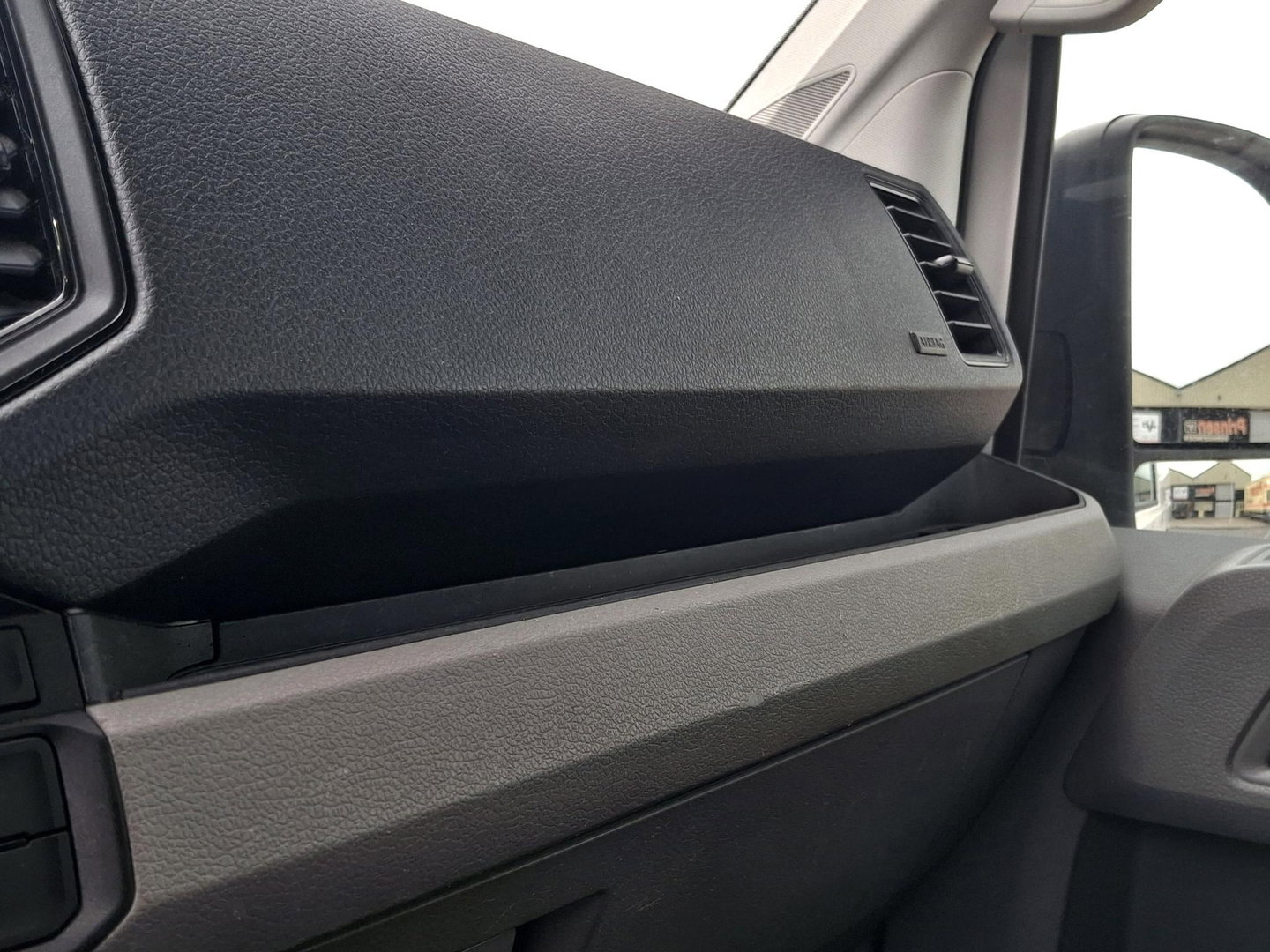 Volkswagen Crafter 35 2.0 TDI L3H3 Highline