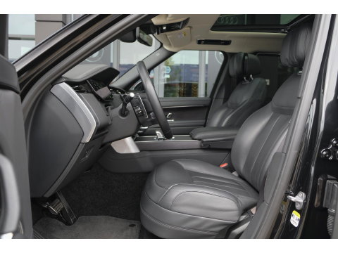 Land Rover Range Rover P510e 510pk First Edition Panoramadak 4-Wielbesturing Trekhaak Meridian3d Massage Laser BOMVOL!!