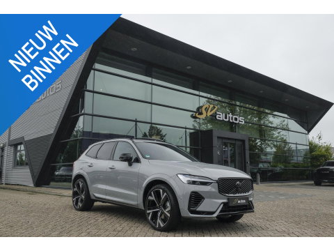 Volvo XC60 2.0 T8 455pk Plus Black edition Panoramadak *BTW* Styling pack 22" LMV Harman/Kardon Bomvol!!