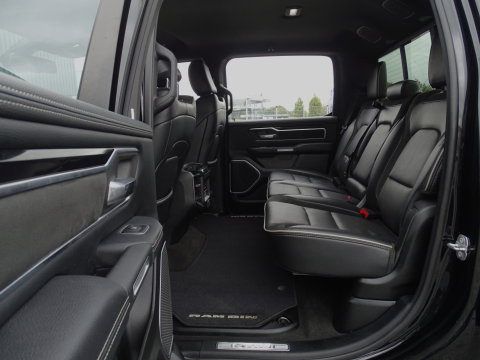 Dodge Ram 1500 5.7 V8 402PK 4x4 Laramie HEMI / LPG / grijs k / *NAP*