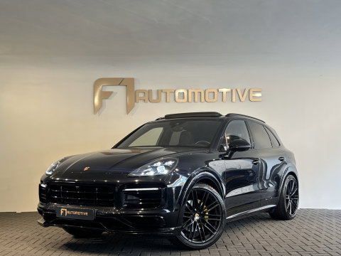 Porsche Cayenne 3.0 E-Hybrid Pano|360|Stoelventilatie|Sportdesign|PDLS+