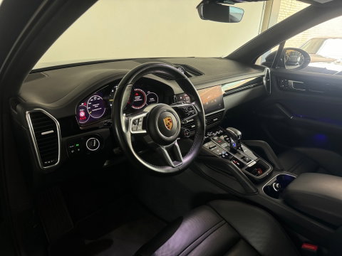 Porsche Cayenne 3.0 E-Hybrid Pano|360|Stoelventilatie|Sportdesign|PDLS+