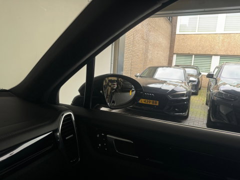 Porsche Cayenne 3.0 E-Hybrid Pano|360|Stoelventilatie|Sportdesign|PDLS+