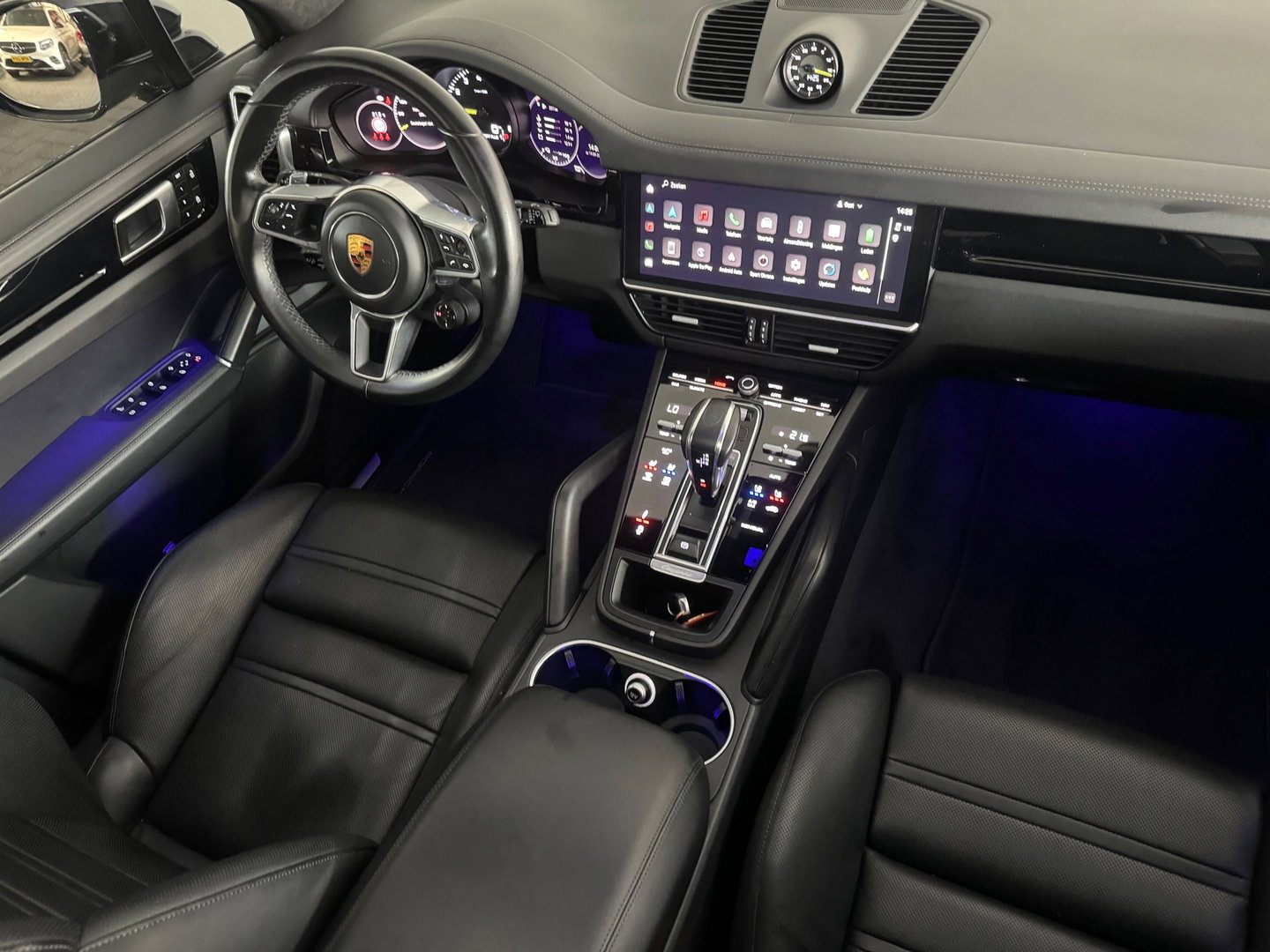 Porsche Cayenne 3.0 E-Hybrid Pano|360|Stoelventilatie|Sportdesign|PDLS+