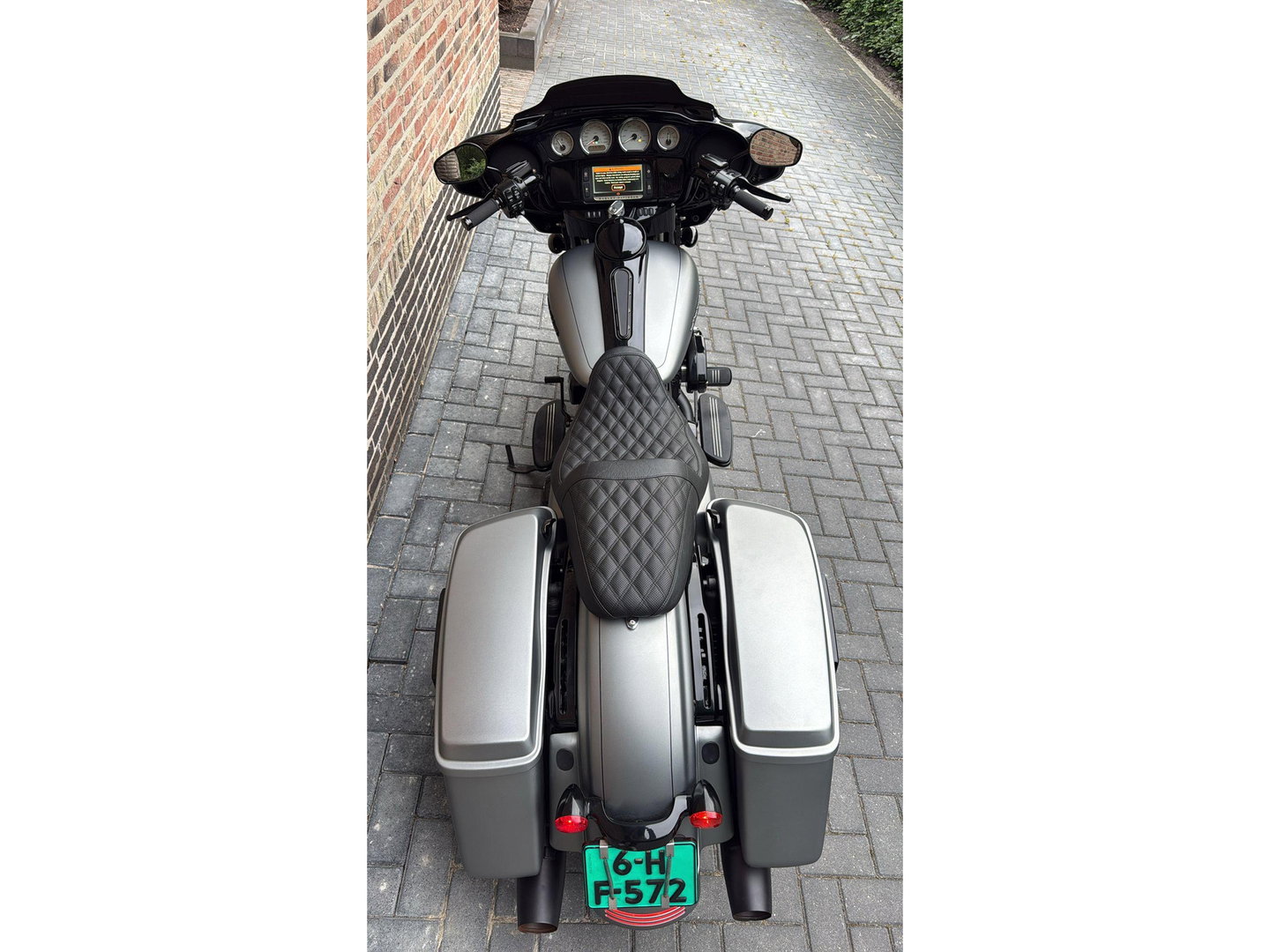 Harley Davidson 103 FLHXS Streetglide Street Glide  Special mat grijs blackout