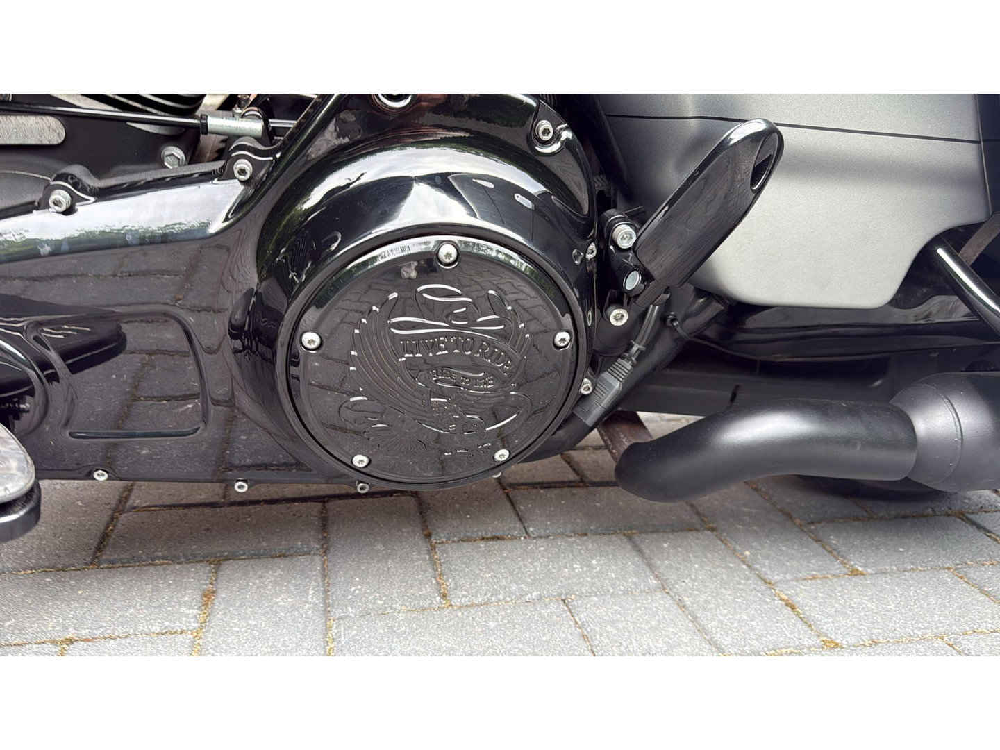 Harley Davidson 103 FLHXS Streetglide Street Glide  Special mat grijs blackout