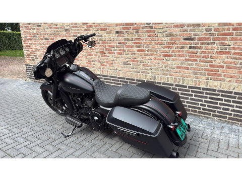 Harley Davidson 103 FLHX Street Glide 21INCH APE Matt Black Bagger Blackout  Streetglide