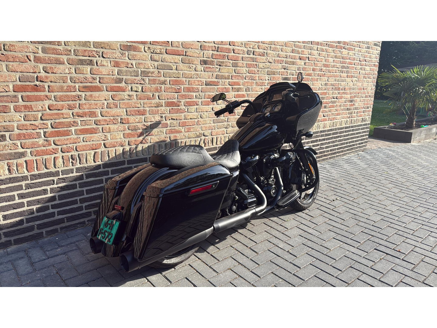 Harley Davidson Road Glide FLTRX Black Out CVO Vance & Hines Roadglide