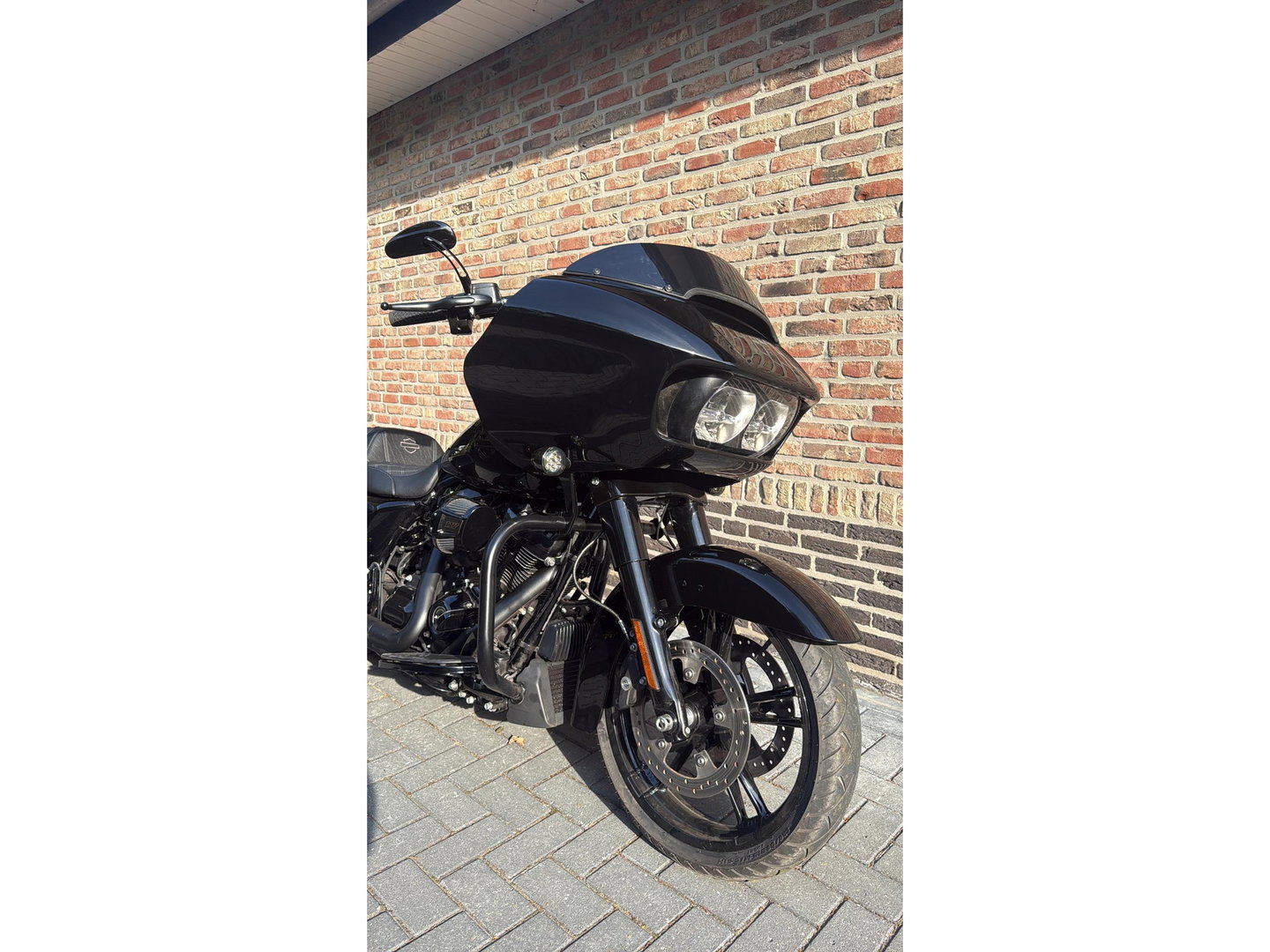 Harley Davidson Road Glide FLTRX Black Out CVO Vance & Hines Roadglide