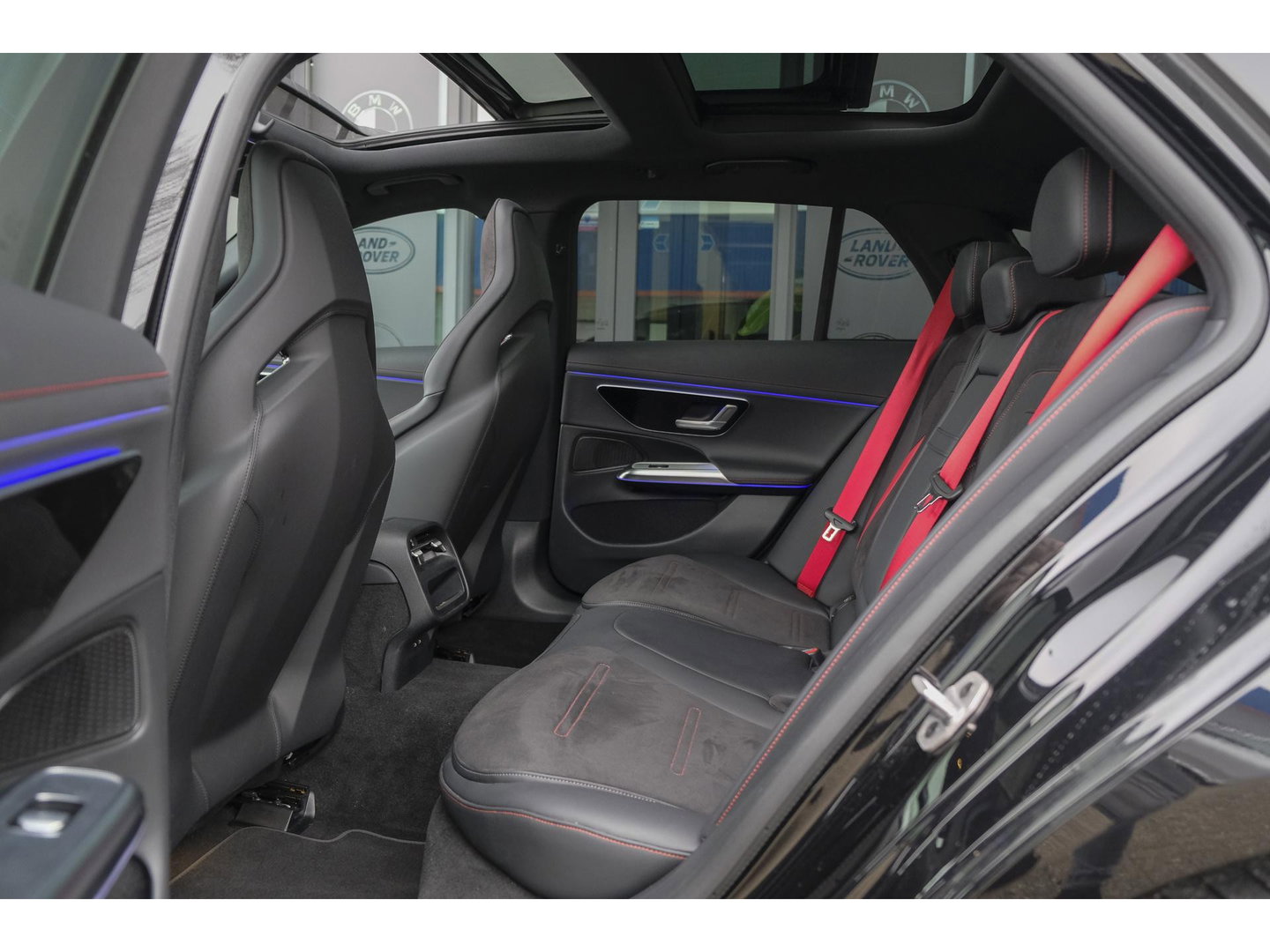 Mercedes-Benz E-Klasse Estate E53 AMG 612pk 4MATIC+ Panoramadak Schaalstoelen Burmester 4d 4-wielsturing Night II pakket Trekhaak