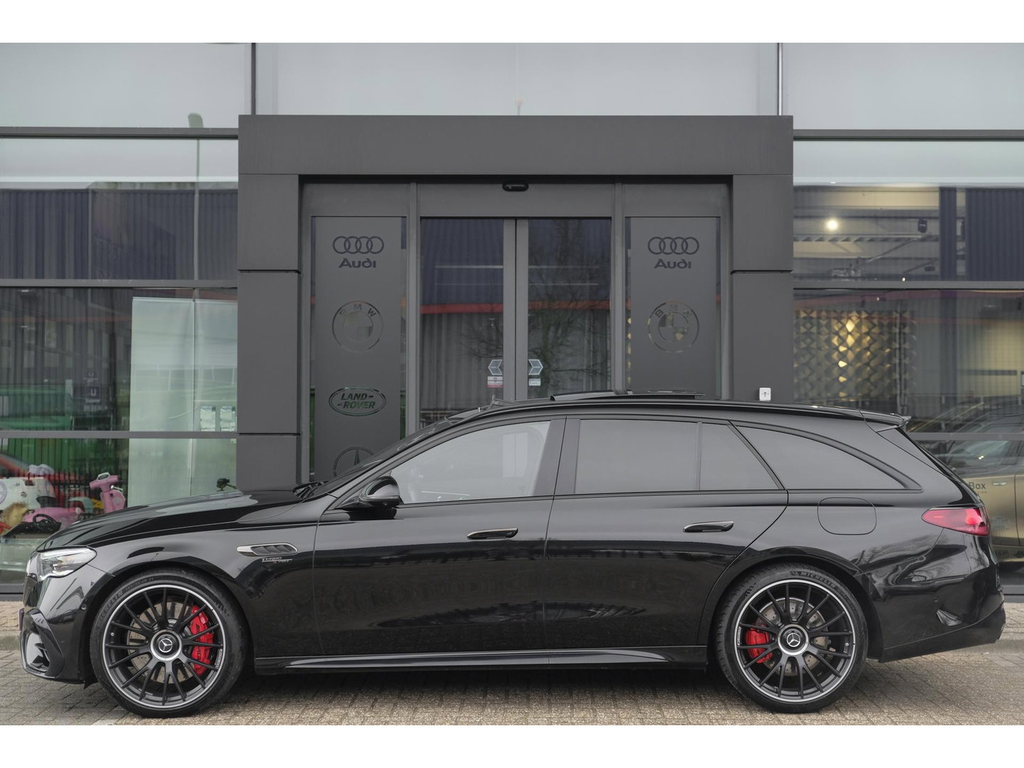 Mercedes-Benz E-Klasse Estate E53 AMG 612pk 4MATIC+ Panoramadak Schaalstoelen Burmester 4d 4-wielsturing Night II pakket Trekhaak
